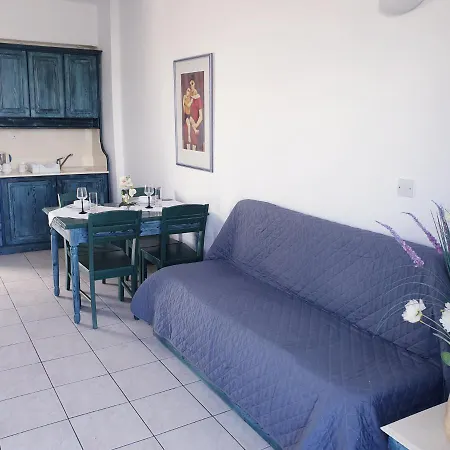 Aparthotel St. George Gardens & Klorakas
