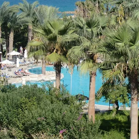 St. George Gardens & Klorakas